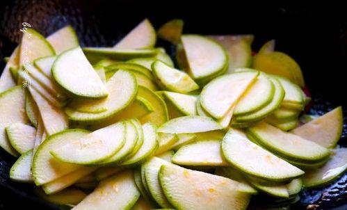 如何吃小瓜干,轻松掌握小瓜干的最佳食用方法