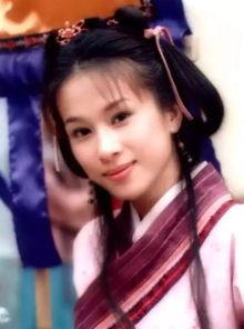 张智霖文颂娴吃瓜,甜蜜瞬间曝光，网友直呼太甜了！